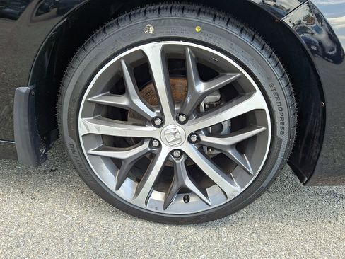 Used 2023 Honda Civic Touring image 8