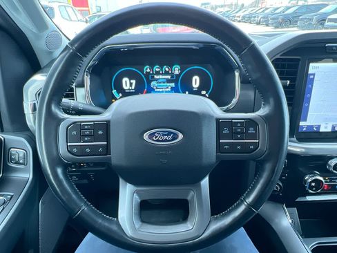 Used 2021 Ford F150 Lariat w/ Max Trailer Tow Package image 14