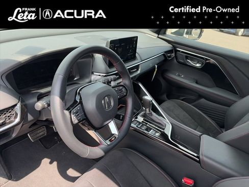 Used 2025 Acura ADX A-Spec image 9