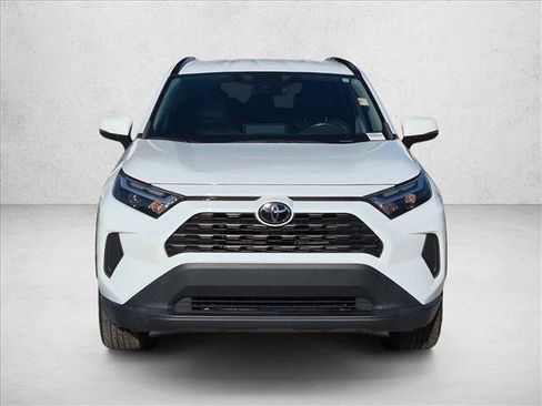 Used 2023 Toyota RAV4 XLE FWD image 2