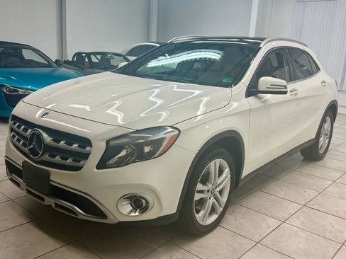 Used 2018 Mercedes-Benz GLA 250 GLA 250 4MATIC Sport Utility 4 w/ Multimedia Package image 3