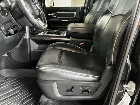 Used 2016 RAM 1500 Limited AWD/4WD image 10