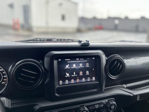 Used 2020 Jeep Wrangler Unlimited Sport AWD/4WD image 21