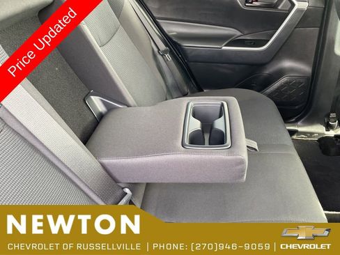 Used 2025 Toyota RAV4 LE FWD image 34