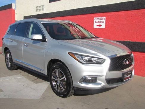 Used 2018 INFINITI QX60 Luxe w/ Premium Package AWD/4WD image 6