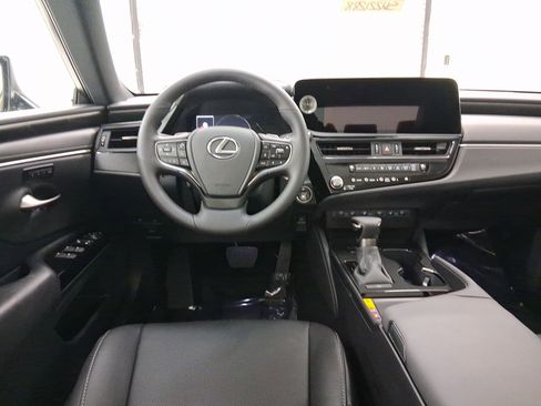New 2025 Lexus ES 350 w/ Premium Package image 4