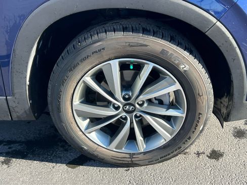 Used 2019 Hyundai Santa Fe Limited image 16