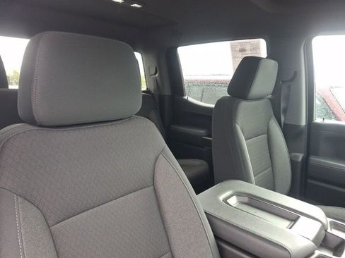 Used 2021 Chevrolet Silverado 1500 RST image 12