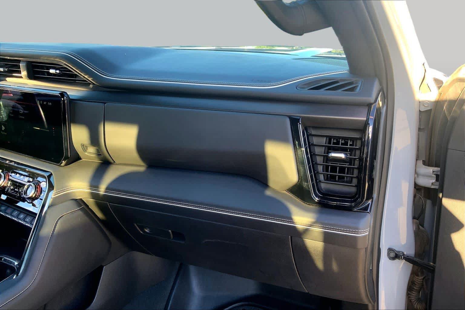 Certified 2024 GMC Sierra 2500 AT4X AWD/4WD image 18