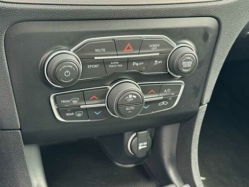 New 2023 Dodge Charger SXT w/ Cold Weather Package image 19