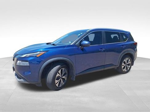 Certified 2022 Nissan Rogue SV w/ SV Premium Package FWD image 4