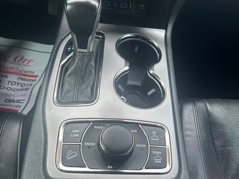 Used 2021 Jeep Grand Cherokee High Altitude AWD/4WD image 32