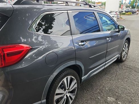 Used 2019 Subaru Ascent Touring AWD/4WD image 3