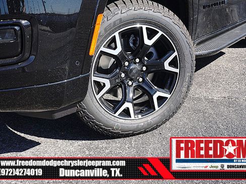 New 2025 Jeep Wagoneer Series II image 9