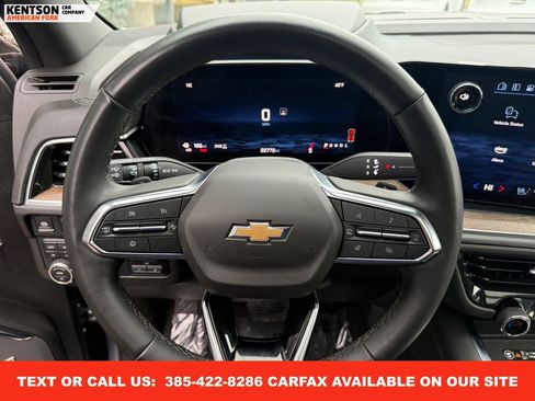 Used 2025 Chevrolet Suburban High Country image 17