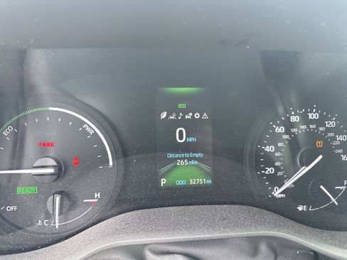 Certified 2023 Toyota Sienna XSE image 20