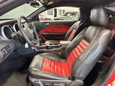 Used 2007 Ford Mustang Shelby GT500 RWD image 24
