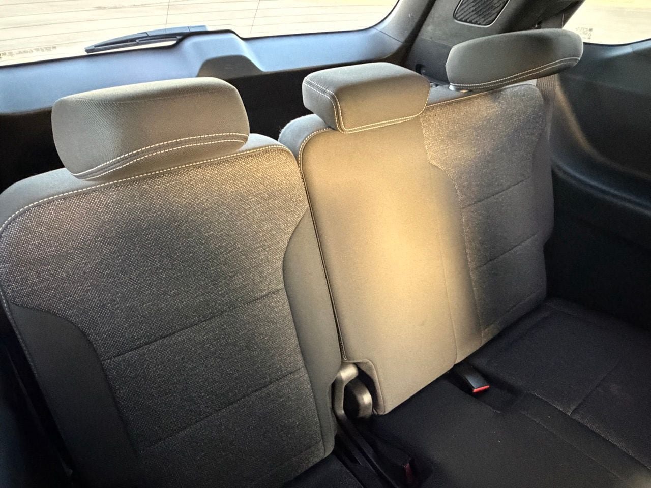 Used 2025 Chevrolet Traverse LT FWD image 37