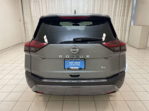 Used 2023 Nissan Rogue SL w/ SL Premium Package image 31