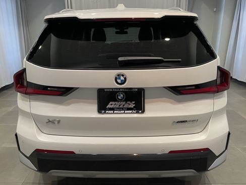 New 2026 BMW X1 xDrive28i w/ Technology Package AWD/4WD image 5