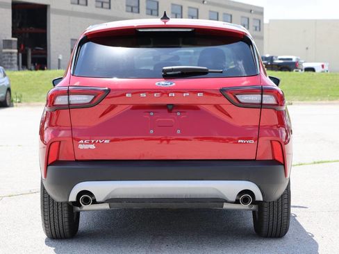 Used 2025 Ford Escape Active w/ Cold Weather Package AWD/4WD image 10