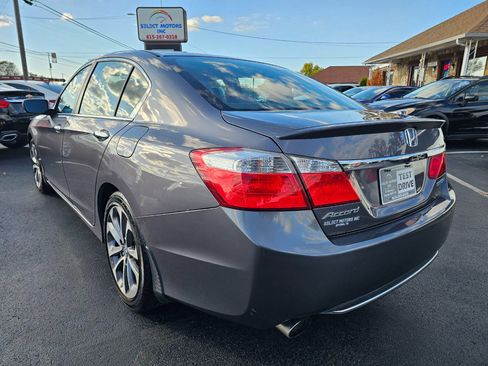 Used 2015 Honda Accord Sport image 4
