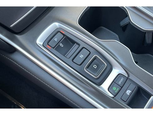 Certified 2022 Honda Accord Touring image 31