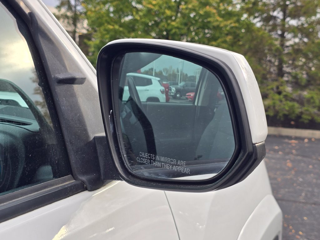 Certified 2021 Toyota Tacoma SR5 AWD/4WD image 19