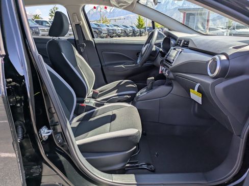 Used 2025 Nissan Versa S w/ Trunk Package FWD image 30
