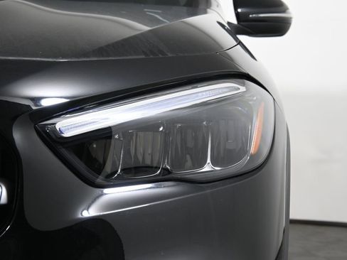 New 2025 Mercedes-Benz GLA 250 4MATIC image 10