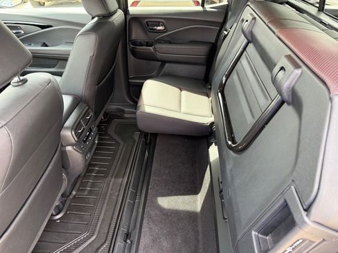Certified 2026 Honda Ridgeline Black Edition image 19