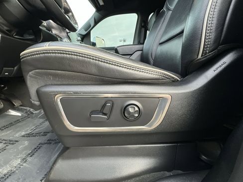 Used 2020 RAM 1500 Limited image 14