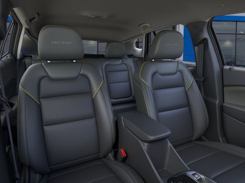 New 2026 Chevrolet Trax ACTIV FWD image 16