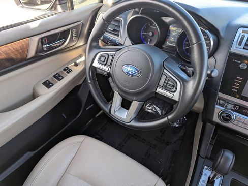 Used 2015 Subaru Outback 3.6R Limited image 17