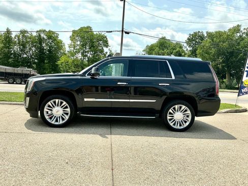 Used 2016 Cadillac Escalade Platinum AWD/4WD image 8