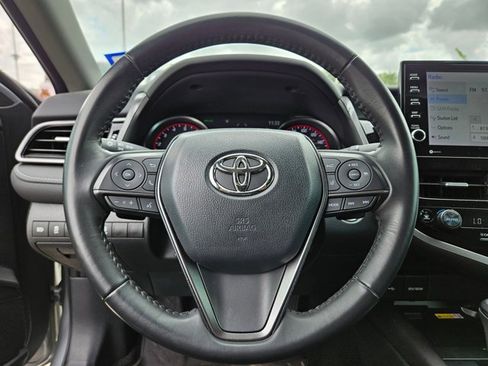Used 2023 Toyota Camry XSE FWD image 11