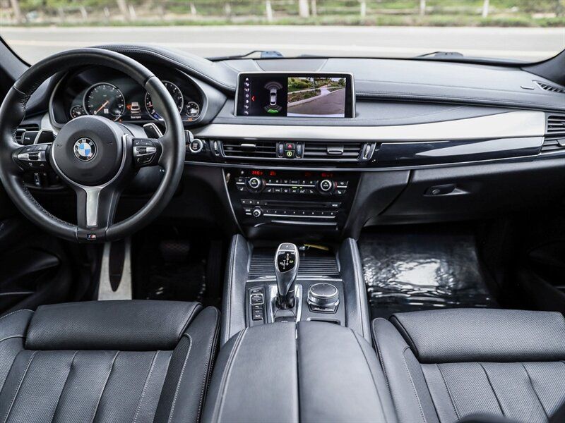 Used 2018 BMW X6 xDrive50i AWD/4WD image 15