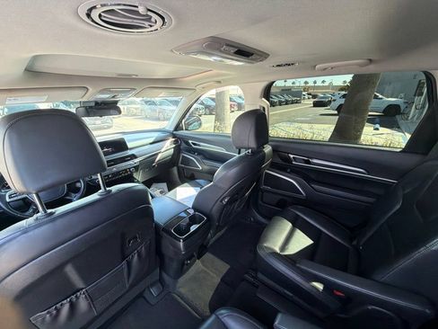 Used 2022 Kia Telluride S FWD image 21