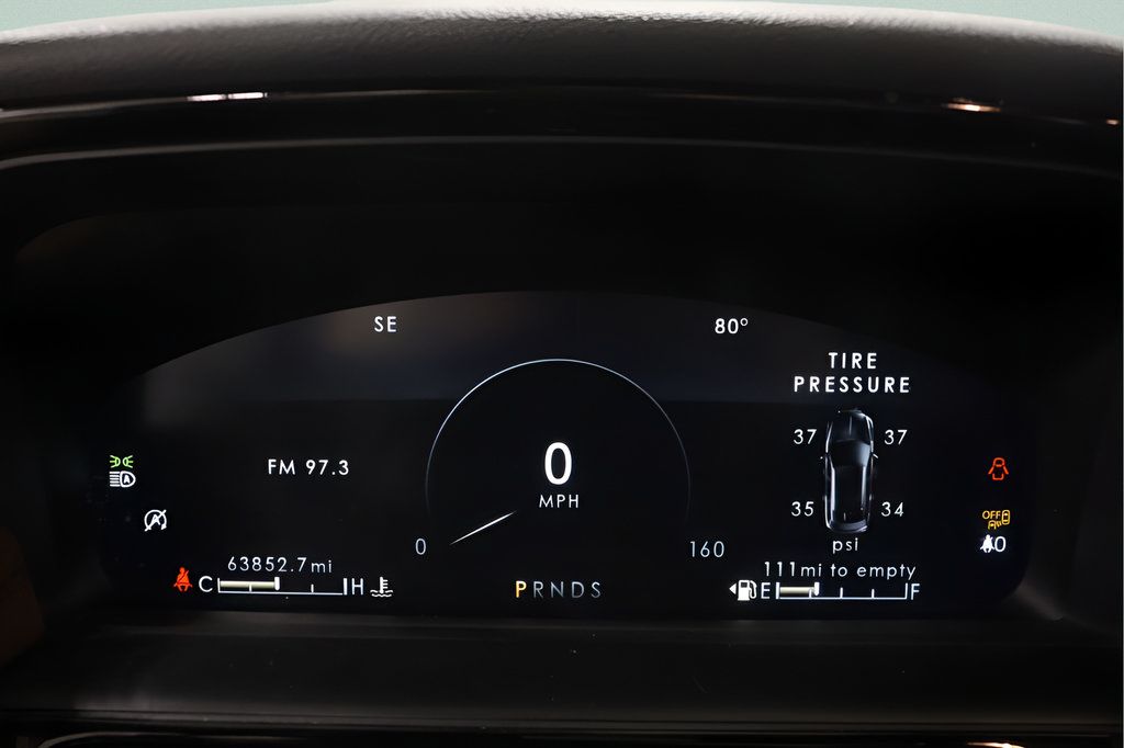 Used 2023 Lincoln Nautilus Reserve AWD/4WD image 14