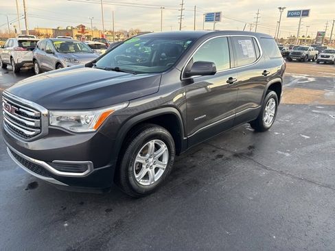 Used 2019 GMC Acadia SLE image 16