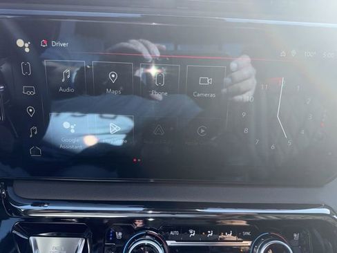 Used 2024 GMC Sierra 1500 AT4 w/ AT4 Preferred Package image 27