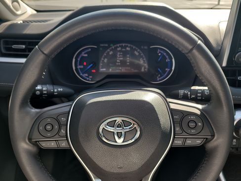 Certified 2021 Toyota RAV4 Limited AWD/4WD image 30