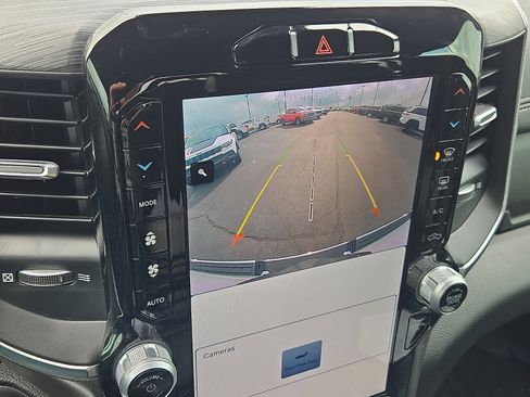 Used 2023 RAM 1500 Laramie image 18