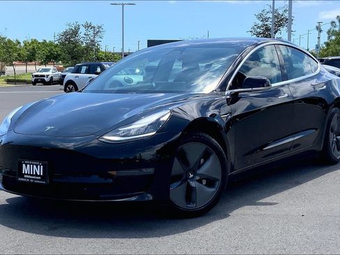 Used 2019 Tesla Model 3 Standard Range Plus RWD image 2