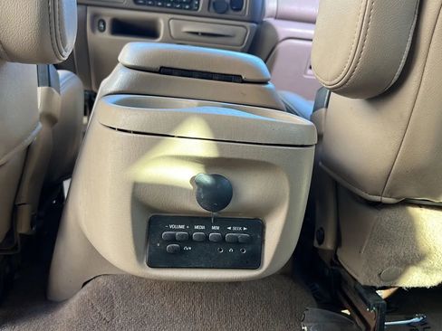 Used 2004 Ford Excursion Limited image 12