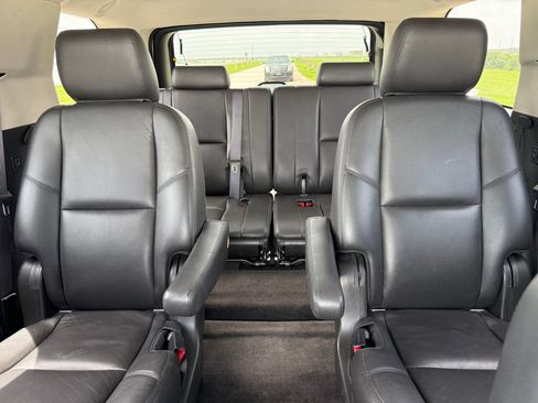 Used 2012 GMC Yukon Denali RWD image 16