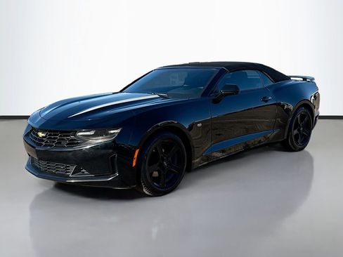 Used 2019 Chevrolet Camaro LT image 7