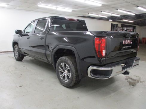 New 2026 GMC Sierra 1500 Pro image 8