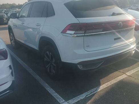 Used 2024 Volkswagen Atlas Cross Sport SE image 4