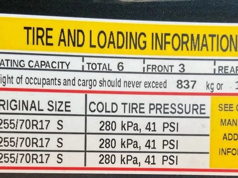 Used 2018 Chevrolet Silverado 1500 LT w/ LT Eassist Package RWD image 35